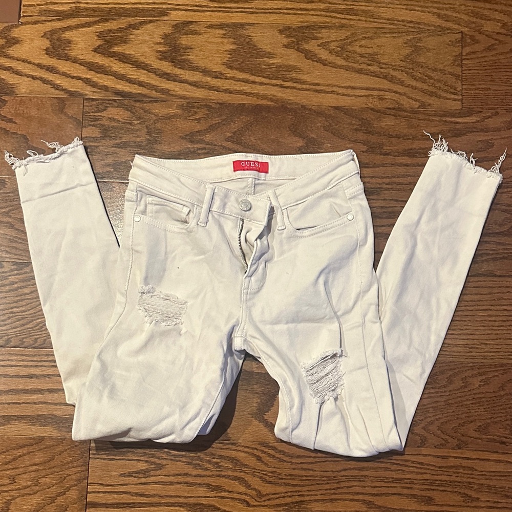 GUESS Off-White Ripped Skinny Jeans